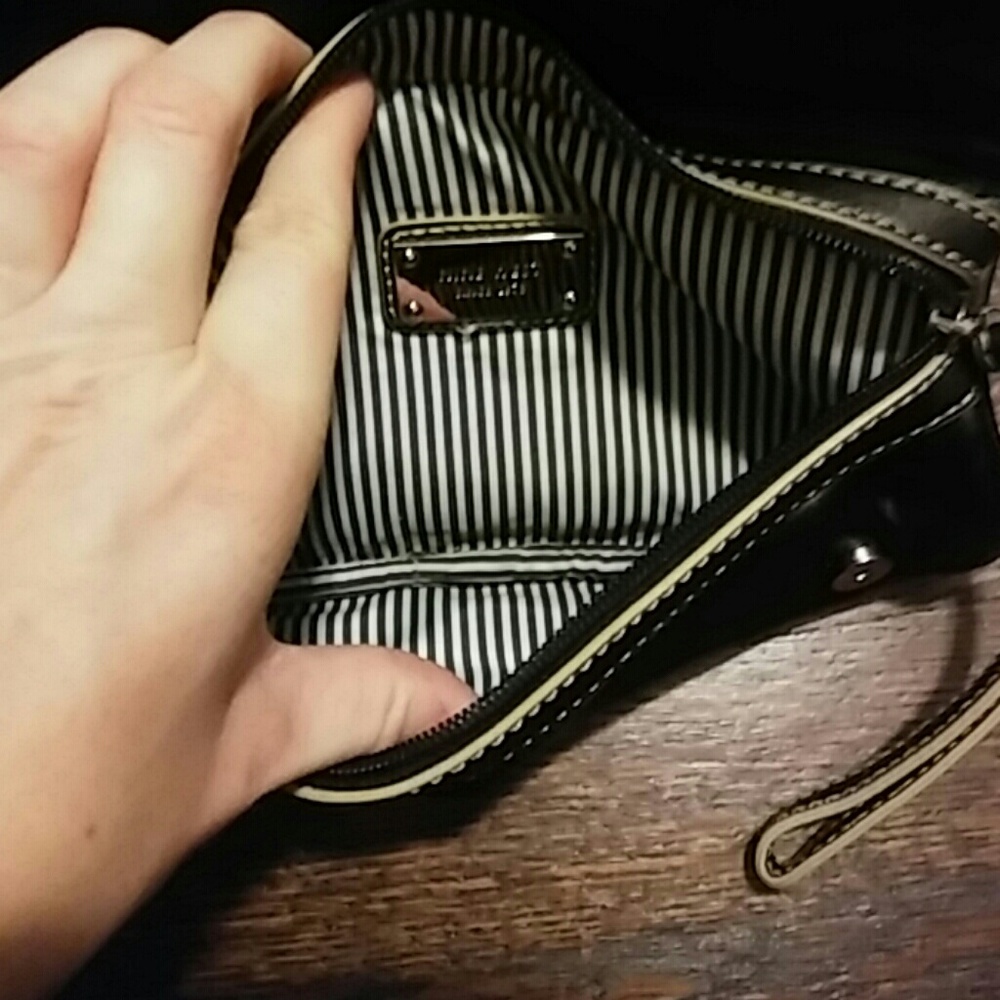 Nine West Black Clutch purse - Picture 4 of 8